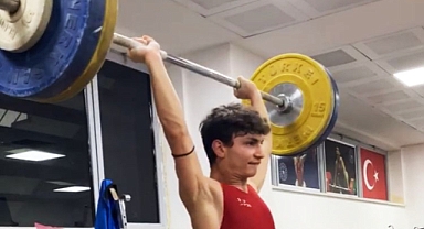 Sakarya Büyükşehir'in haltercileri finale damga vurdu